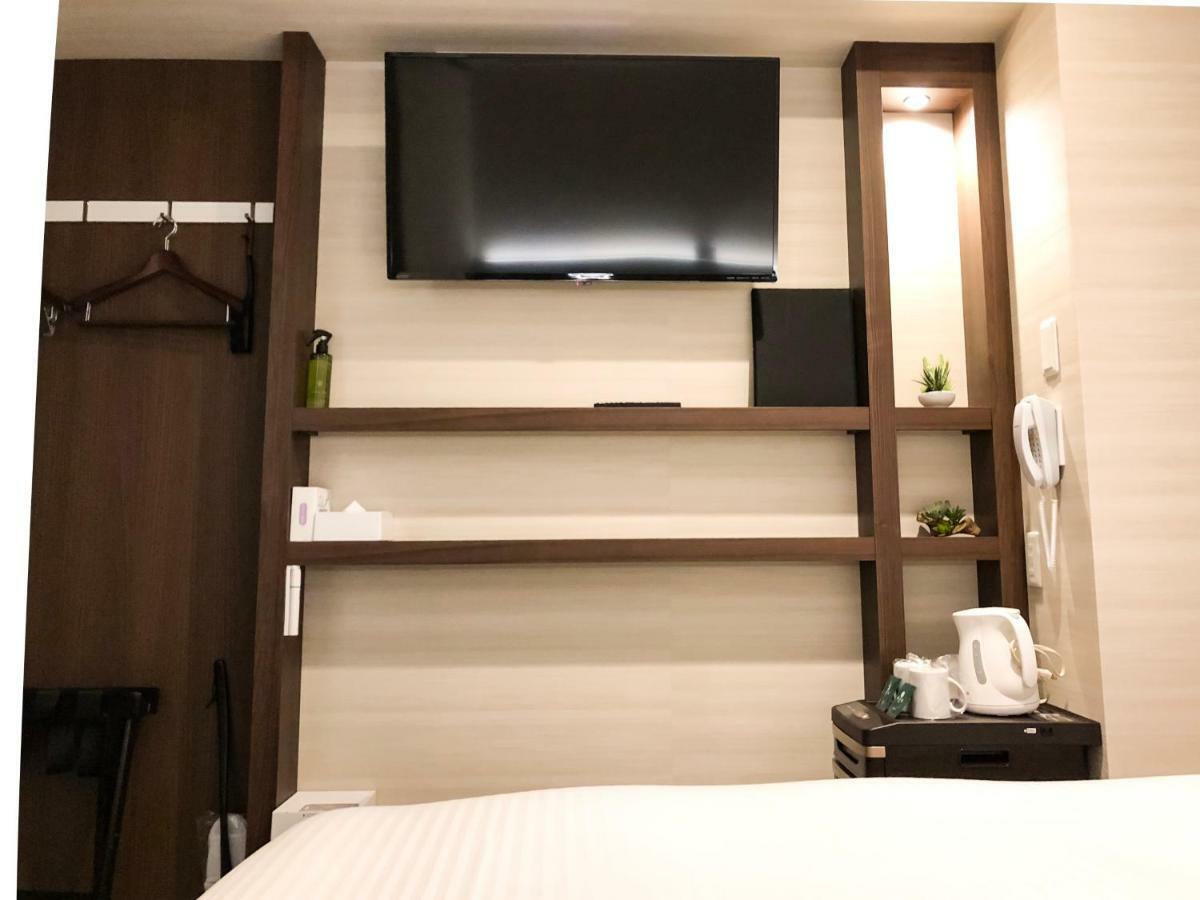 Nanba Minami Crystal Hotel